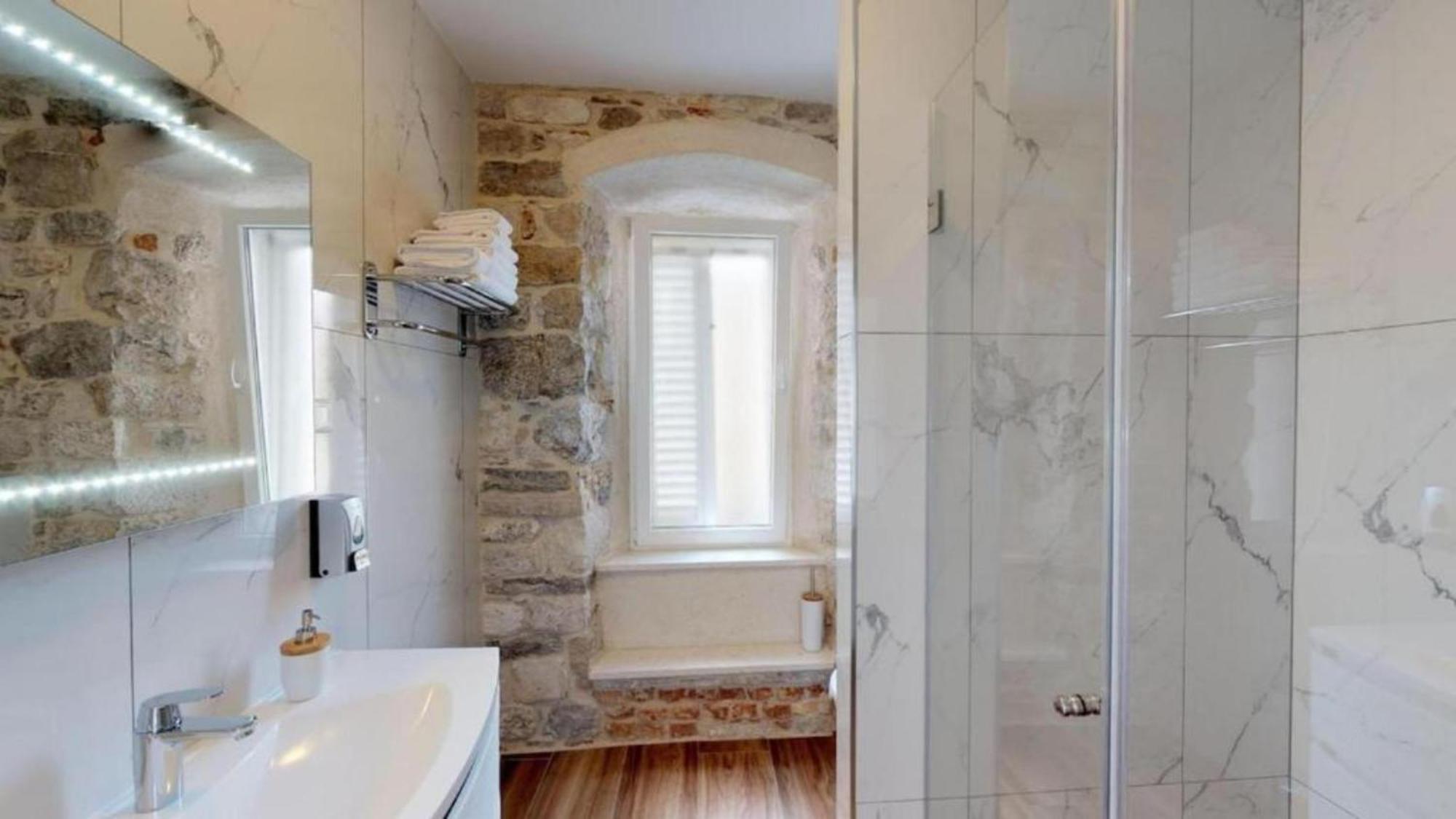 Chrysanta Apartments Split Dış mekan fotoğraf